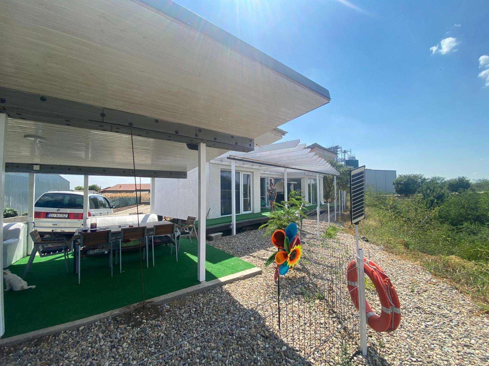 Cabana De La Dunare Villa Basarabi Eksteriør billede